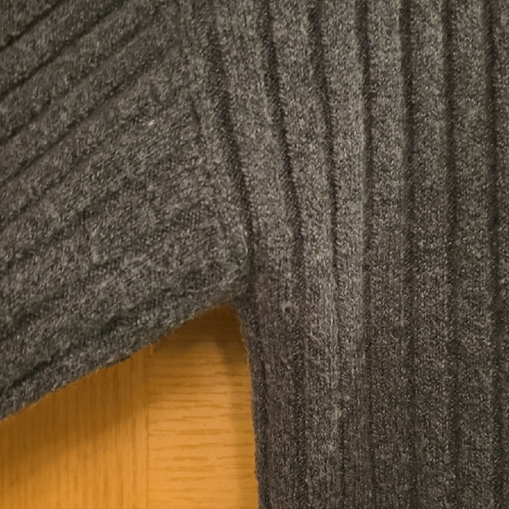 LOFT Dark Gray V-Neck Sweater - Picture 4 of 8